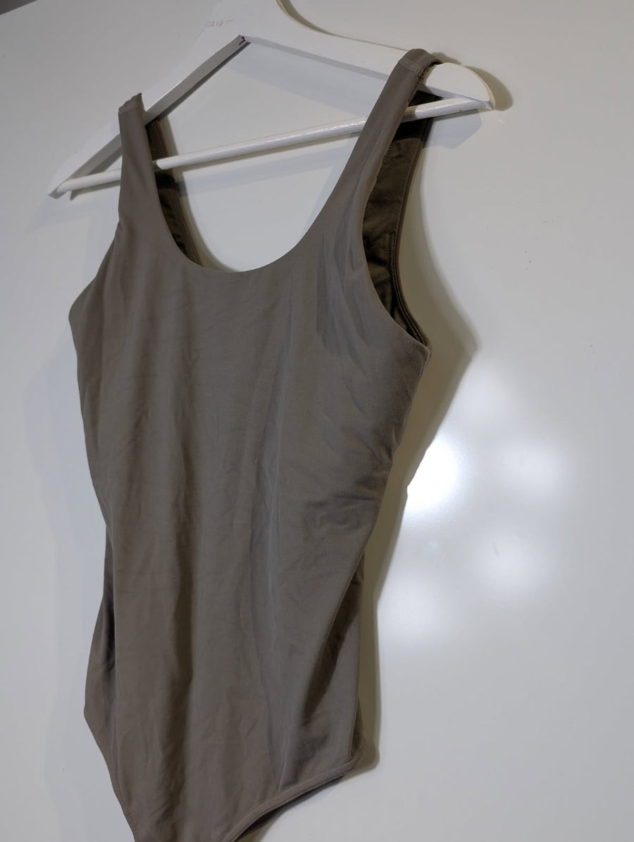 Nimble Activewear Scoop Neck Bodysuit Taupe Size M - Image 2