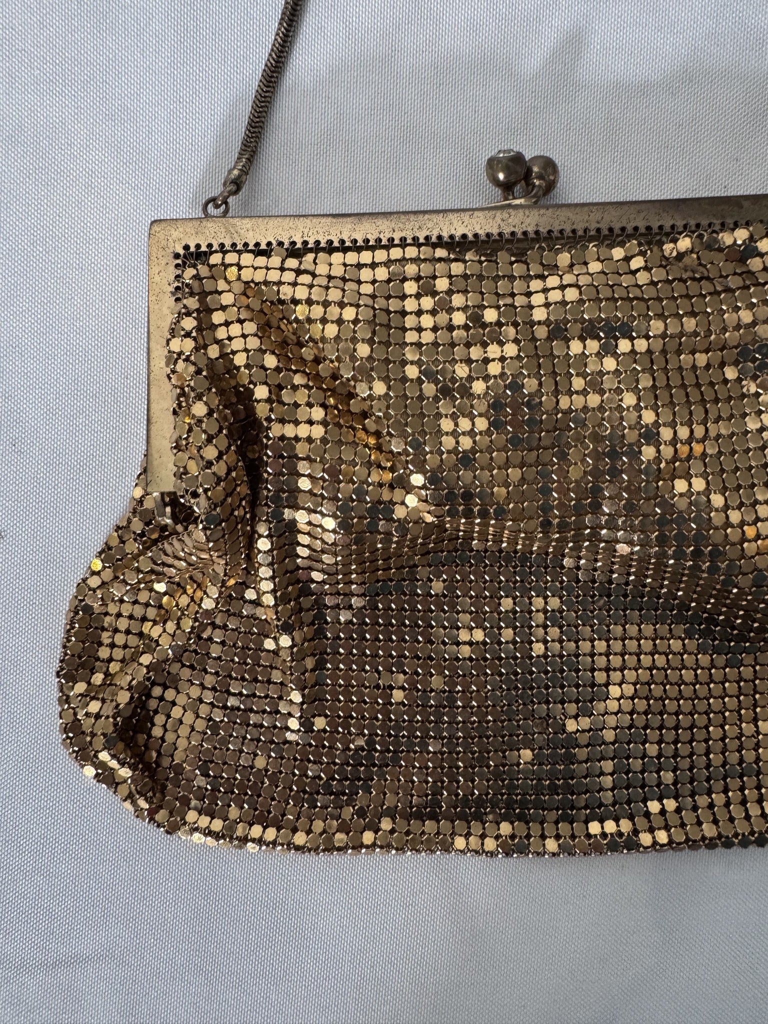 Vintage Gold Tone Metal Mesh Evening Bag Clutch - Image 4