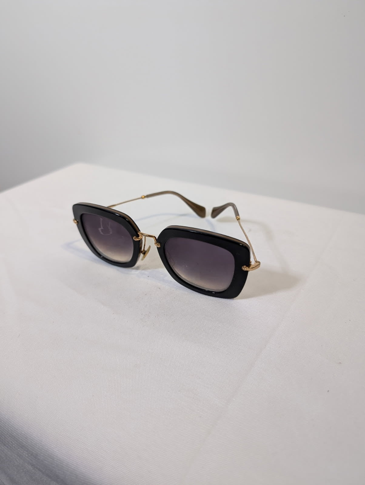 Miu Miu SMU 07O Sunglasses Black Gradient Gold Frame - Image 5