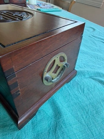 Vintage Chinese Rosewood Jewelry Box Shou Symbol Brass Hardware - Image 4