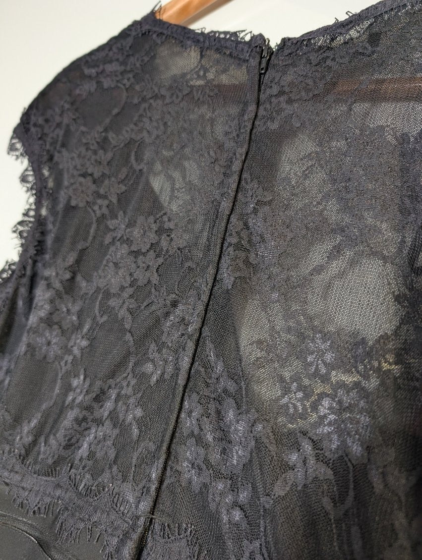Flirt Prom Black and Gold Metallic Tiered Lace Dress - Size 16 - Image 5