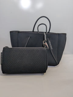 State of Escape Escape Carryall Tote Bag Black - Image 3