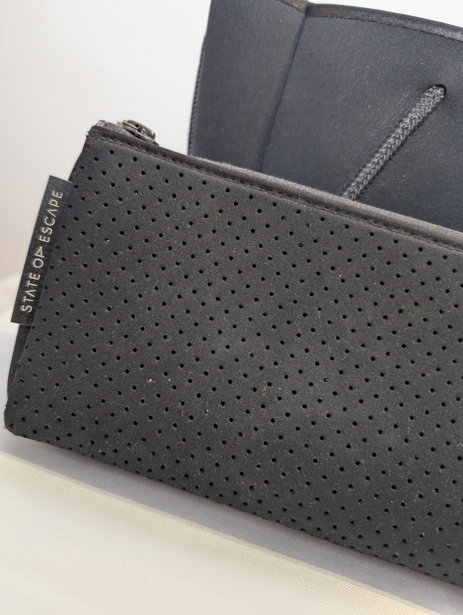State of Escape Escape Carryall Tote Bag Black - Image 4