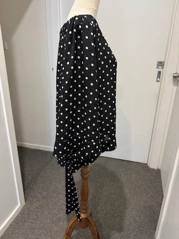 One Teaspoon Black and White Polka Dot Off-the-Shoulder Long Sleeve Top - Image 2