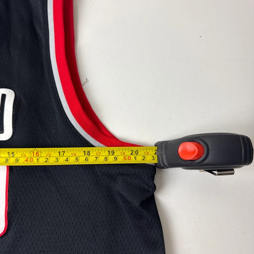 Nike Portland Trail Blazers Damian Lillard #0 Swingman Basketball Jersey - Image 4