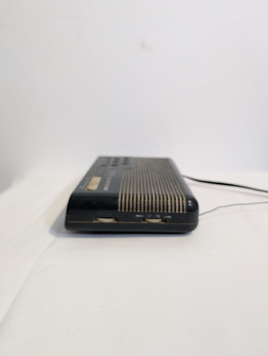 Vintage 2-Band AM/FM Electronic Clock Radio Black - Image 5