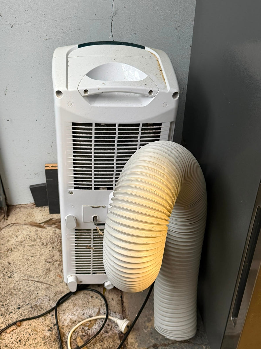 Excelair EPA10A Portable Air Conditioner with Exhaust Hose - Image 5