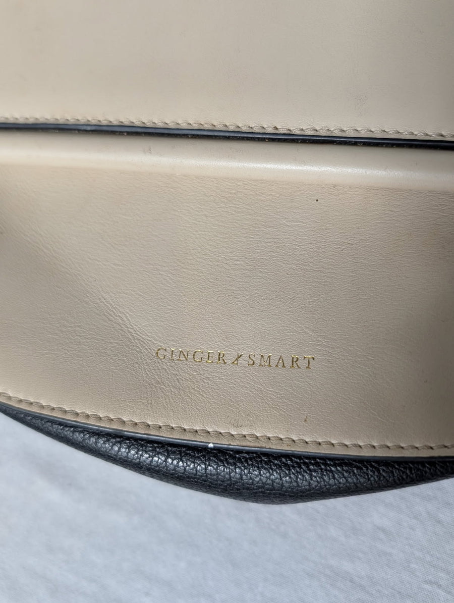 Ginger & Smart Leather Crossbody Bag Black & Cream - Image 5