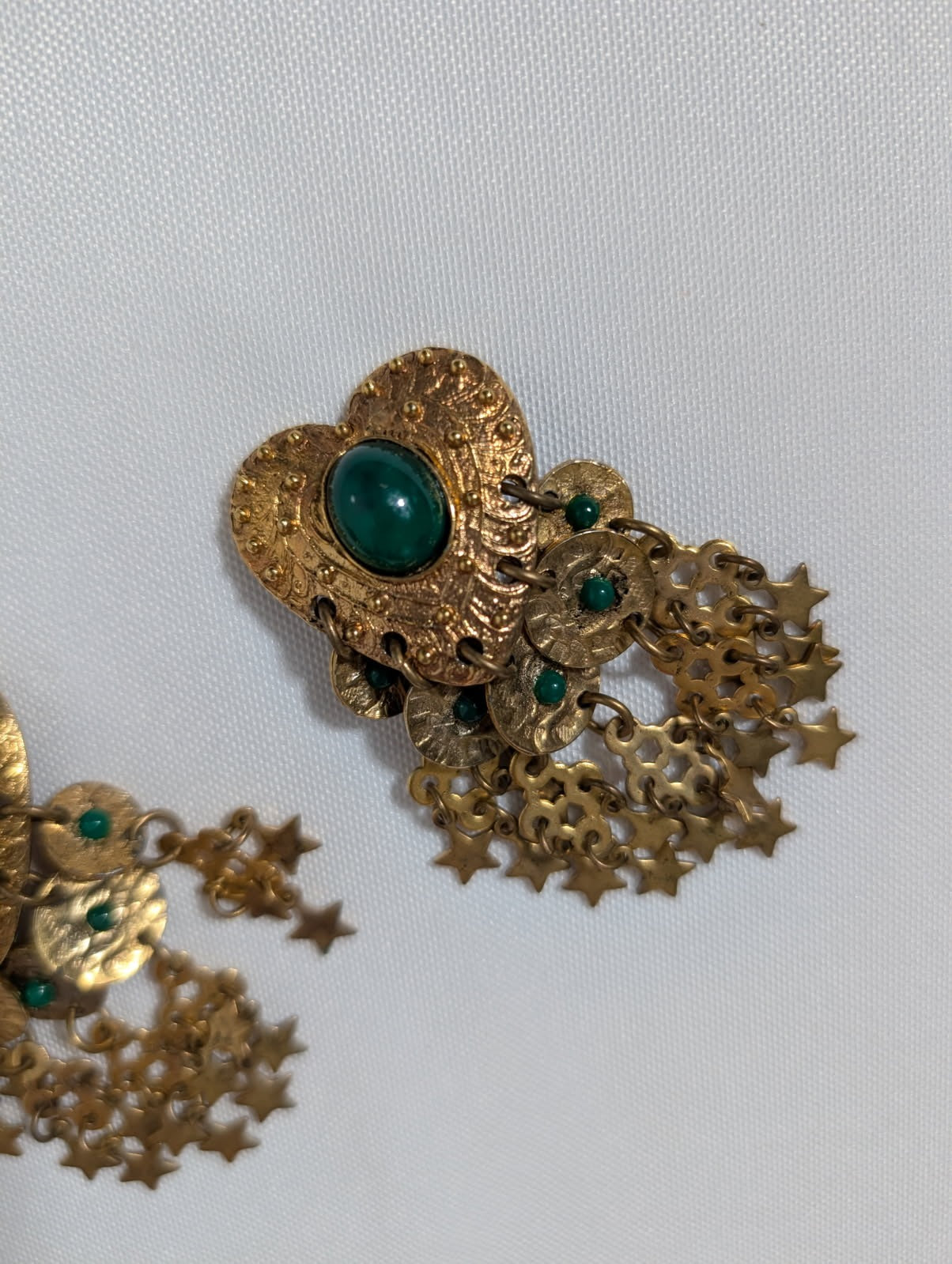 Christian Lacroix Vintage Heart and Star Dangle Clip-On Earrings Gold-Tone - Image 5