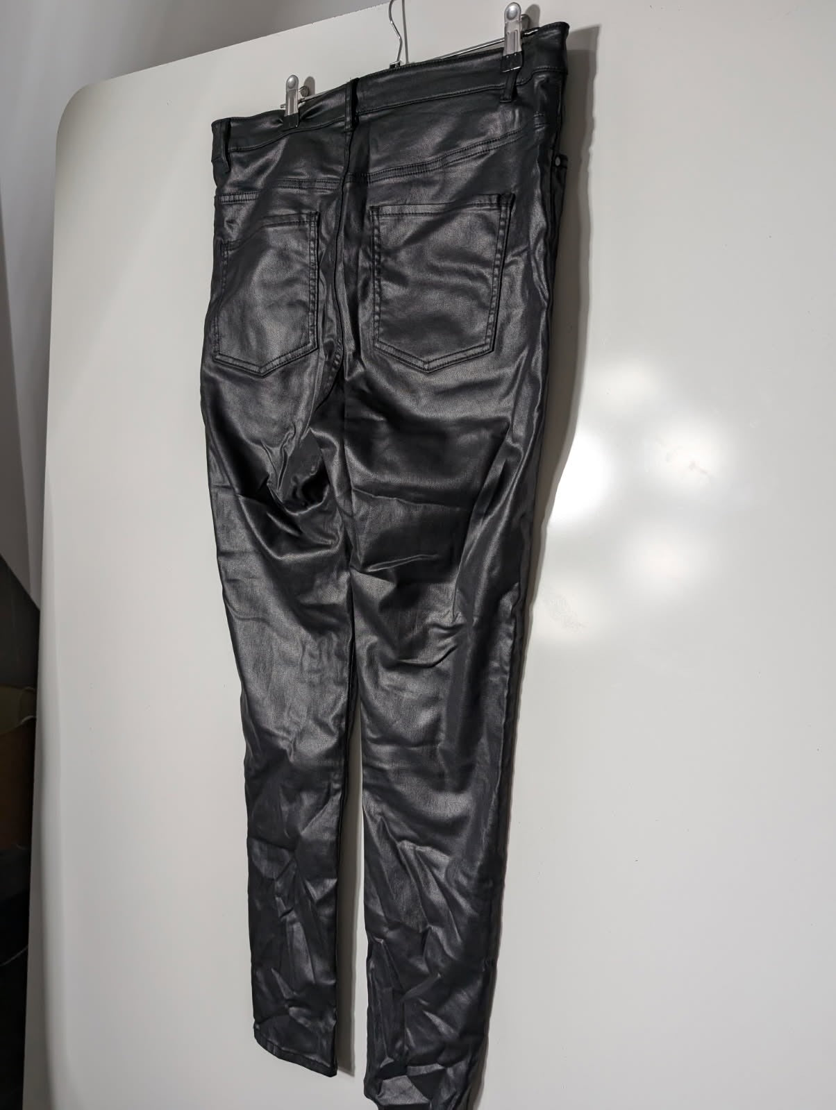 Witchery Women's Coated Skinny Jeans Black Size 14 - Image 6
