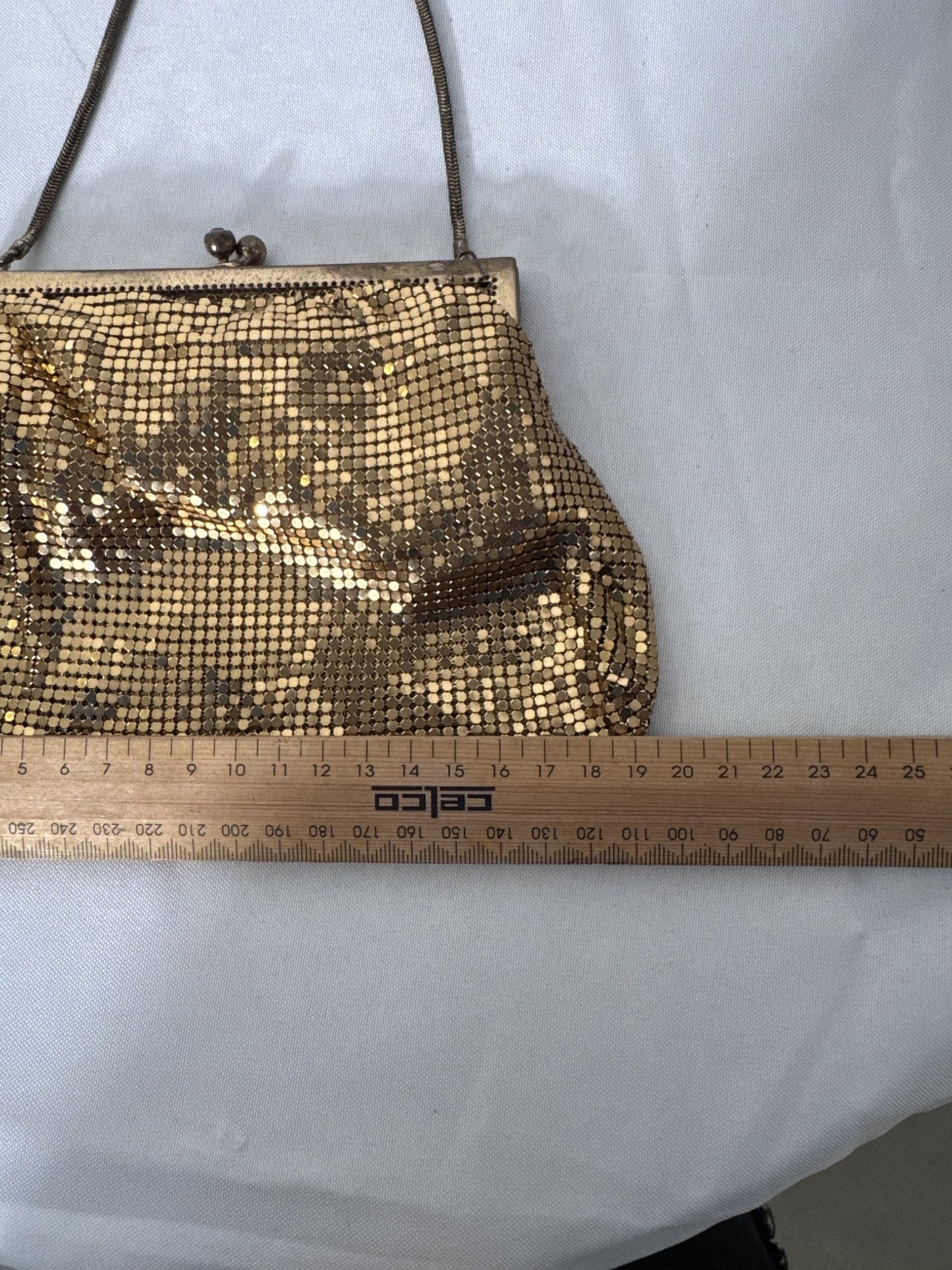 Vintage Gold Tone Metal Mesh Evening Bag Clutch - Image 5