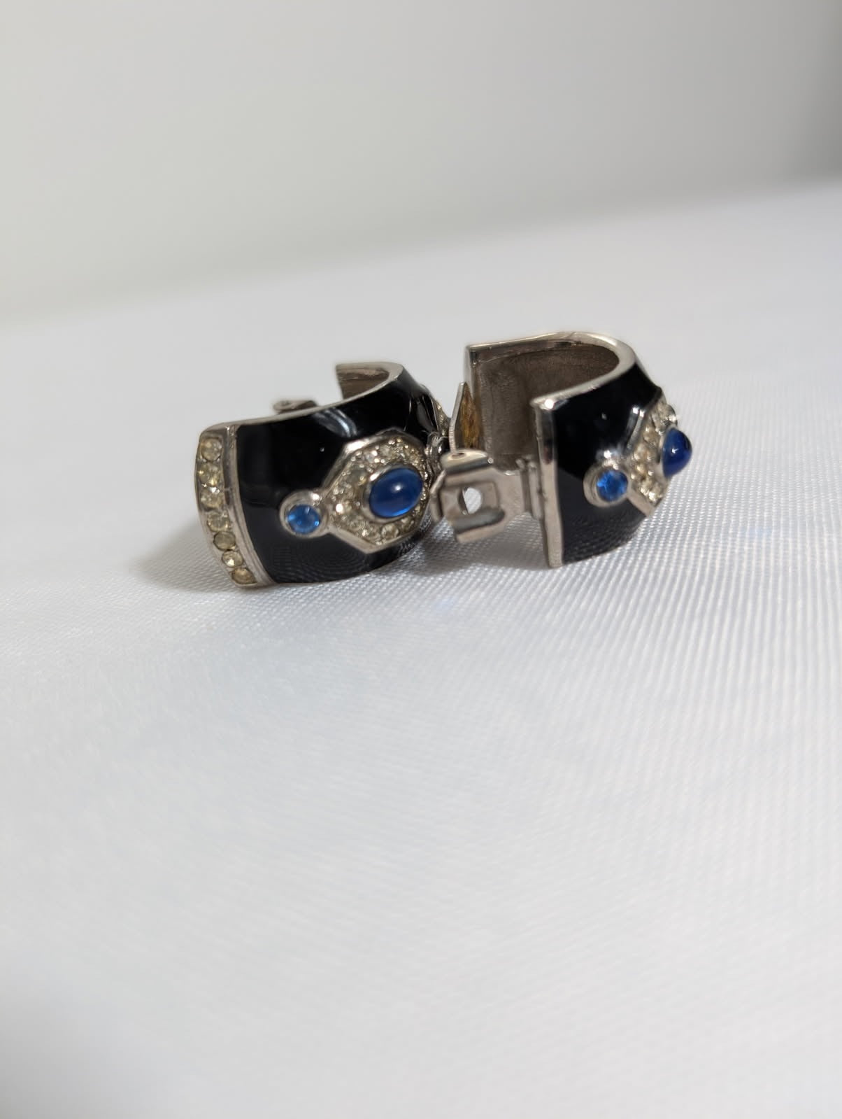 Vintage Enamel and Rhinestone Clip-On Hoop Earrings with Blue Cabochons - Image 5