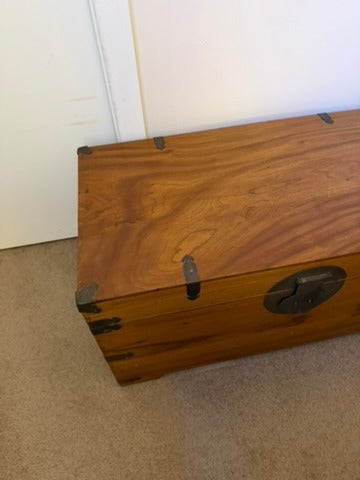 Antique Chinese Elm Wood Blanket Chest with Brass Hardware - Image 5