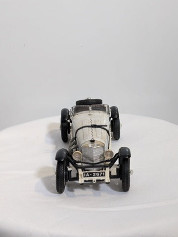 Burago Mercedes-Benz SSK 1928 Diecast Model Car 1:18 Scale White - Image 5