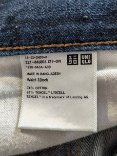 Uniqlo High Rise Straight Leg Jeans Dark Blue 32 inch Waist - Image 3