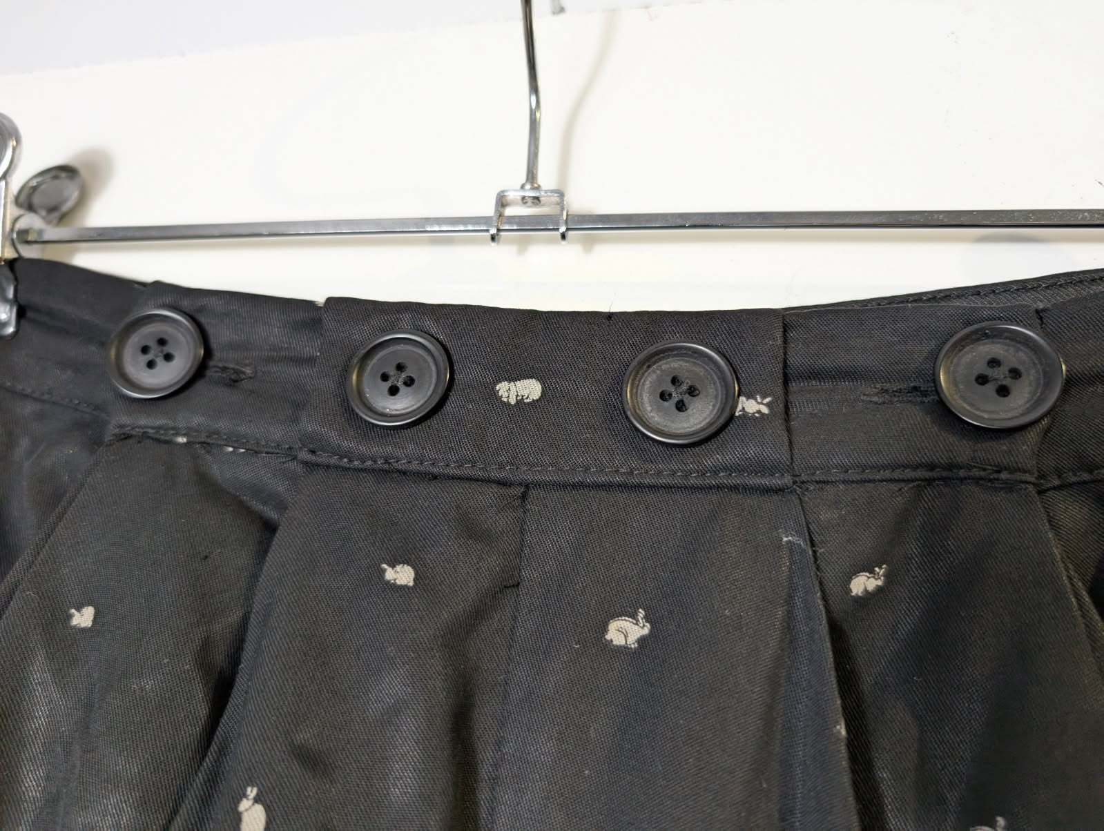 Alice McCall Black Shorts with White Rabbit Print - Size 12 - Image 6