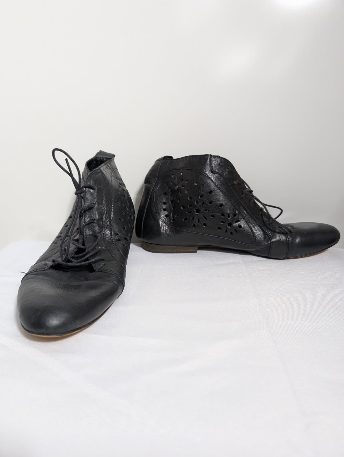 Urge Leather Cutout Ankle Boots Black EU 40 - Image 6