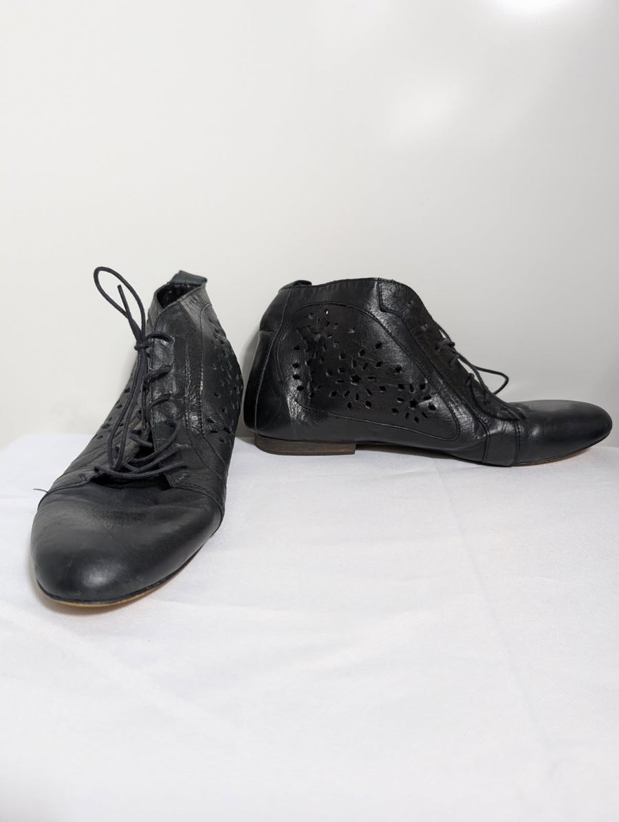 Urge Leather Cutout Ankle Boots Black EU 40 - Image 6