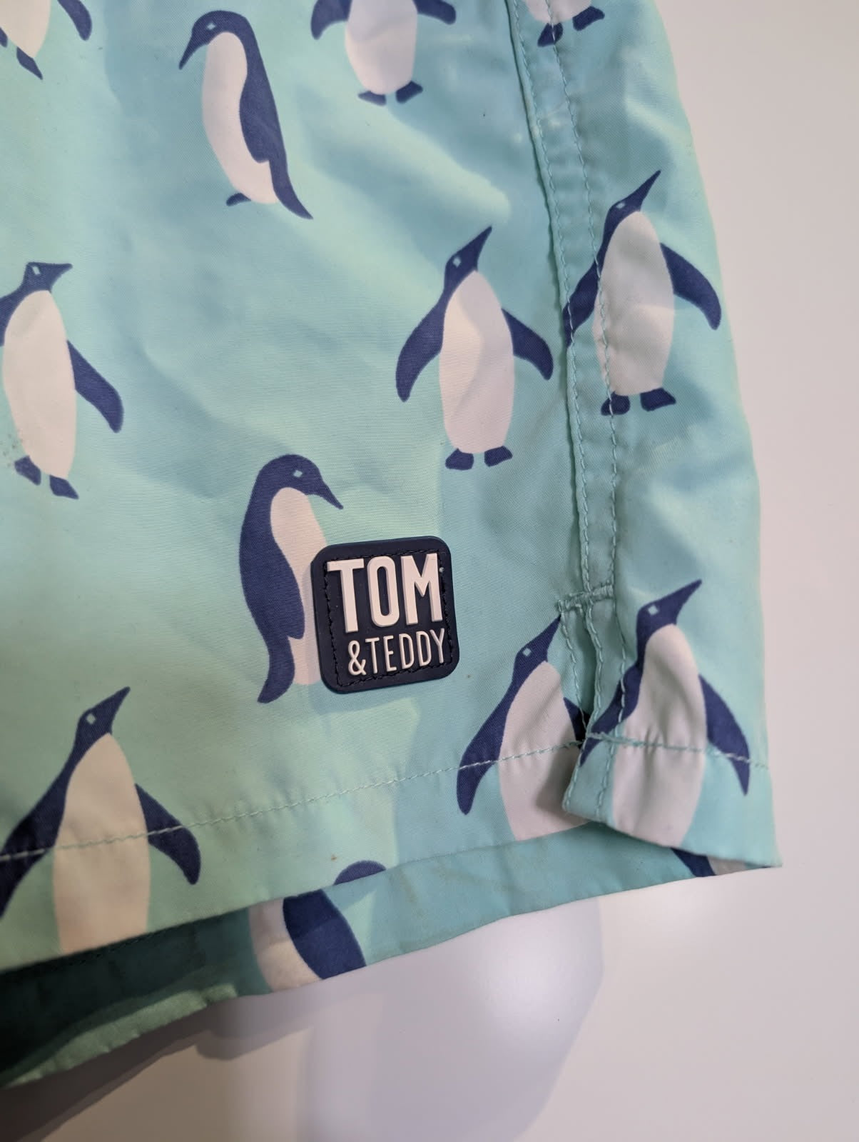 Tom & Teddy Penguin Print Swim Trunks Light Blue Men's Small - Image 5