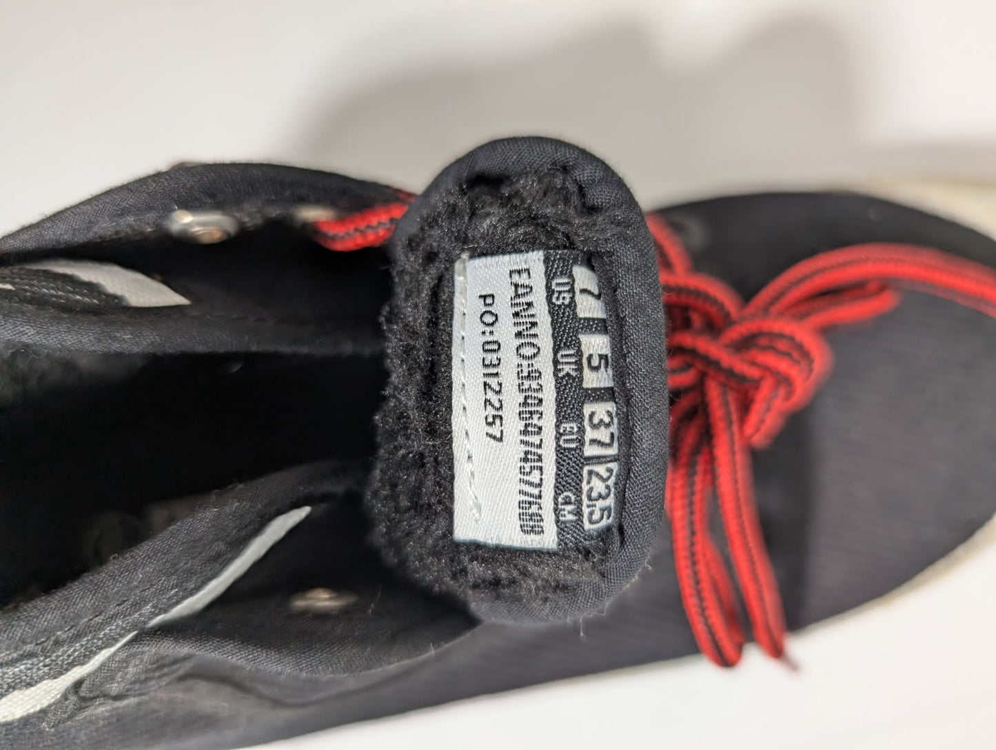 Volley High Leap Sneakers Black Faux Fur Lined US 7 - Image 6
