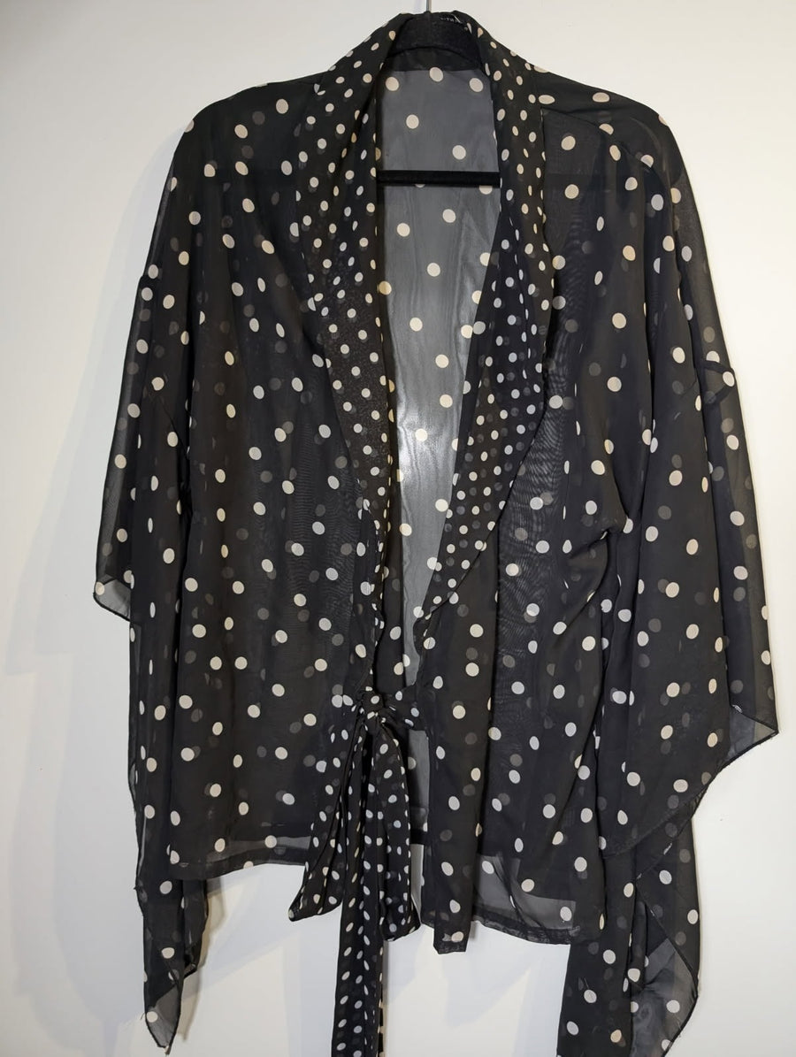 Syomirizwa Gupta Polka Dot Sheer Tie-Front Kimono Top Black/White Size L - Image 1