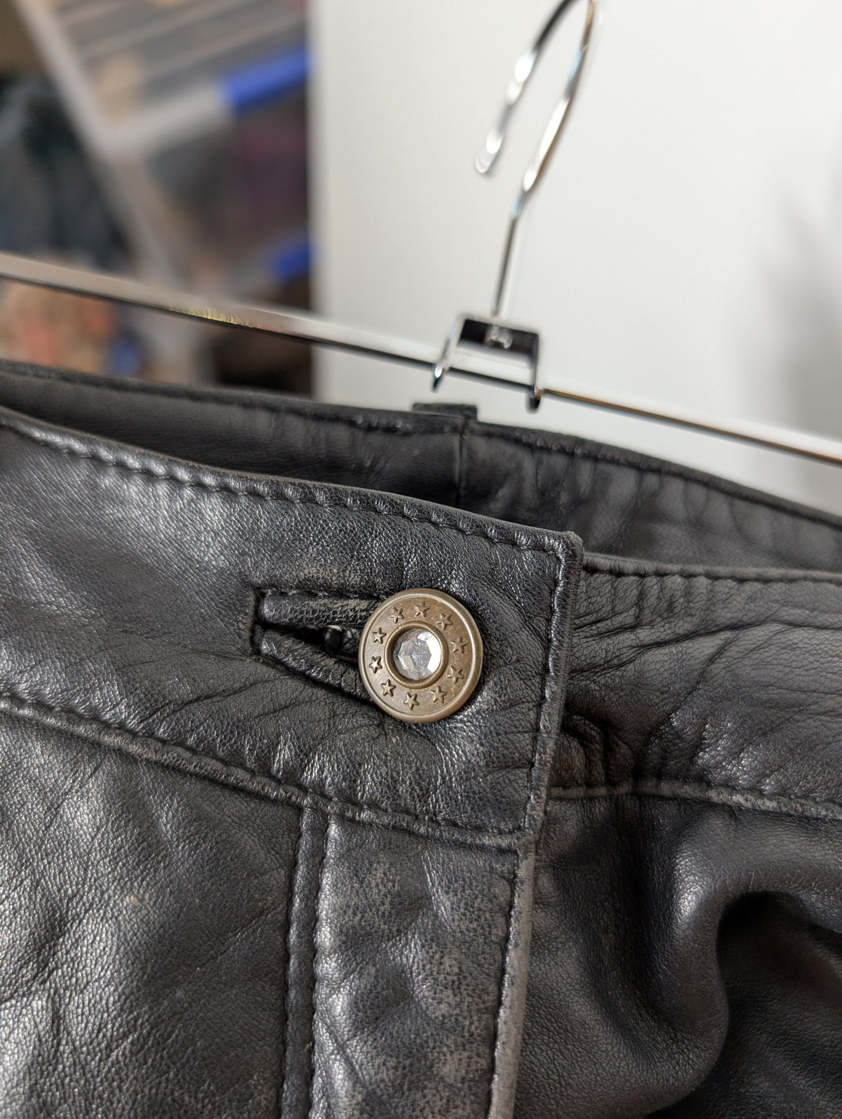 Vintage Leather Trousers Black With Gold Tone Studs Size 44 - Image 5
