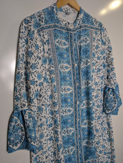 Misslook Blue & White Floral Button-Down Midi Dress With Bell Sleeves - Image 5