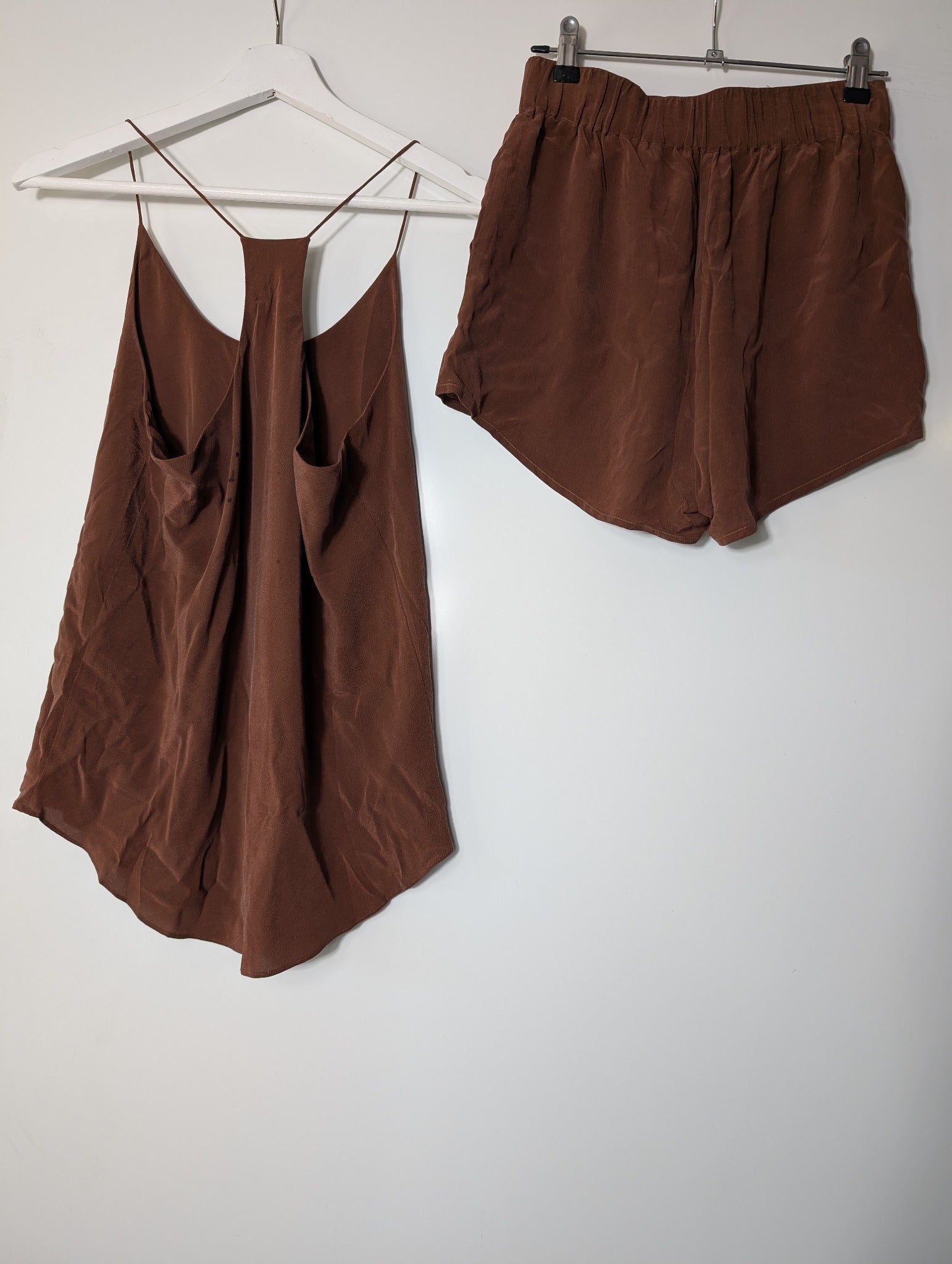 GRANA Silk Racerback Camisole and Shorts Set Brown Size M/S - Image 6