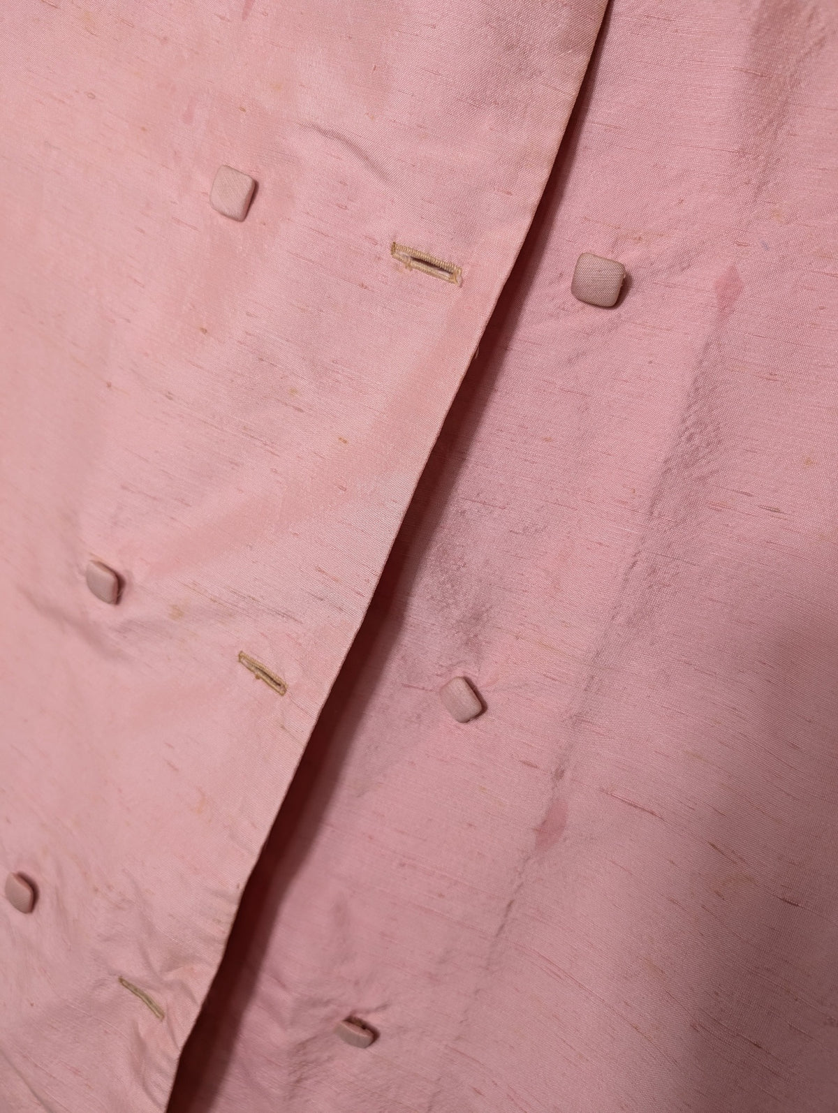 Lintern Vintage Silk Shantung Coat - Elegant Double-Breasted Pink Silhouette - Image 2
