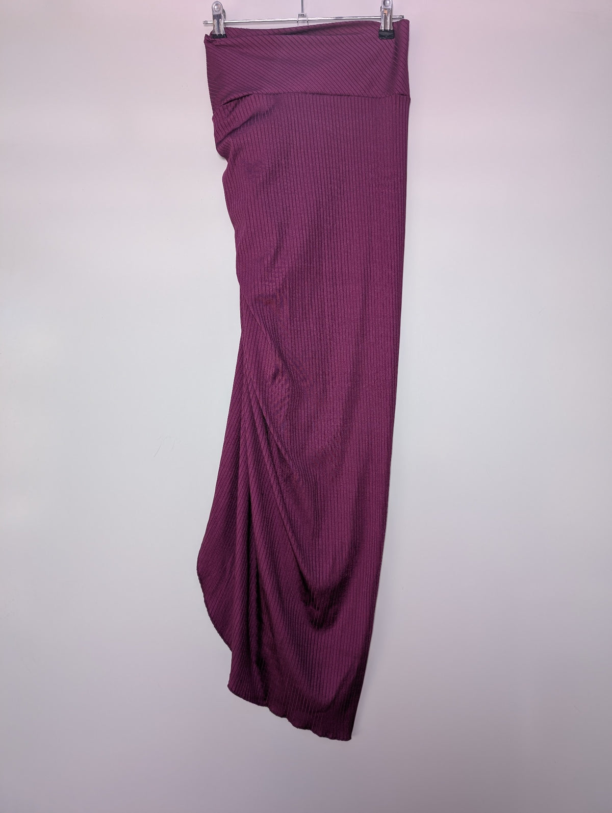 Monday Swimwear Ribbed Knot-Front Midi Skirt Burgundy M/L - Image 4