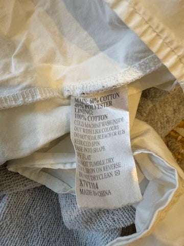 SimplyVera Vera Wang Grey Sleeveless Top Size 12 - Image 3