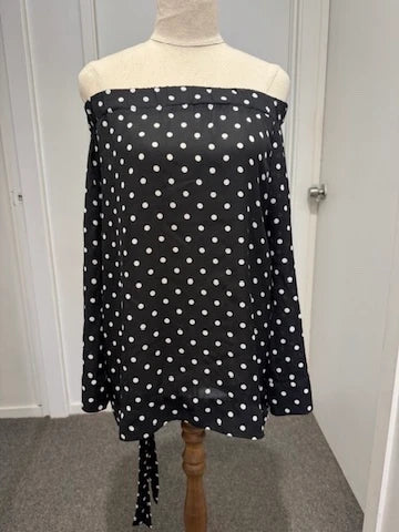 One Teaspoon Black and White Polka Dot Off-the-Shoulder Long Sleeve Top - Image 3