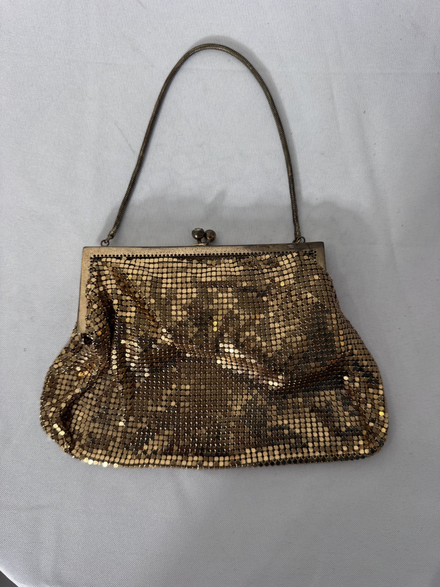 Vintage Gold Tone Metal Mesh Evening Bag Clutch - Image 6