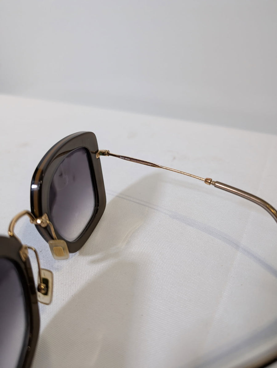 Miu Miu SMU 07O Sunglasses Black Gradient Gold Frame - Image 6