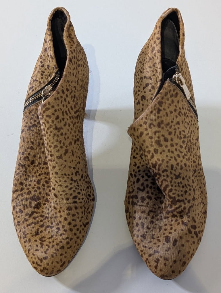 Diana Ferrari Leopard Print Calf Hair Kitten Heel Ankle Boots - Size 9.5 - Image 6