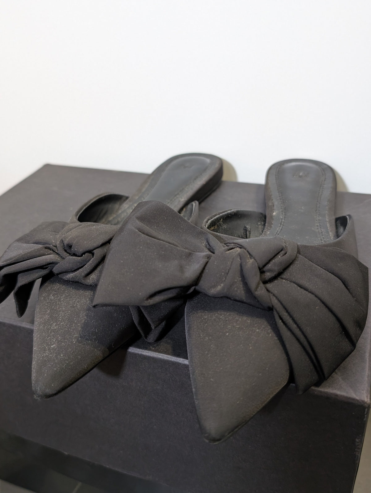 H&M Satin Bow Pointed Mules Black EU 38 - Image 6