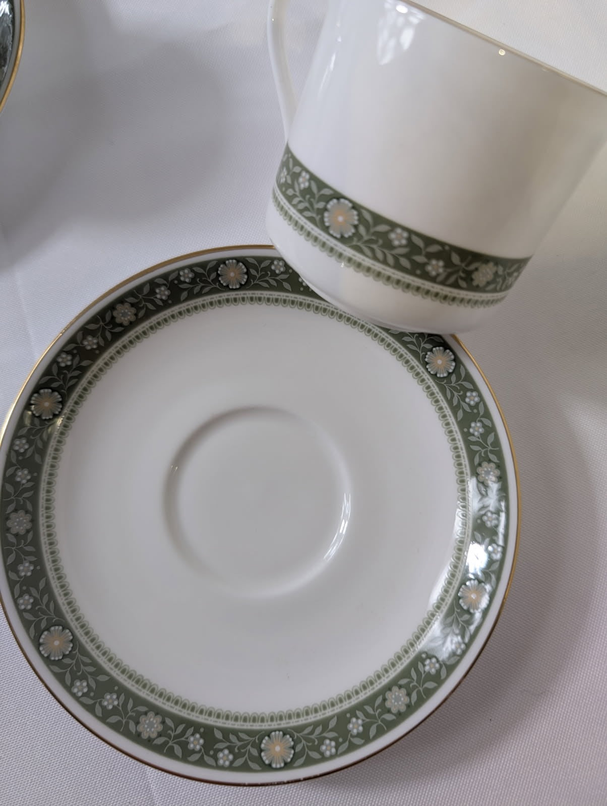 Royal Doulton Rondelay H.5004 Fine Bone China Teacup and Saucer Set - Image 7