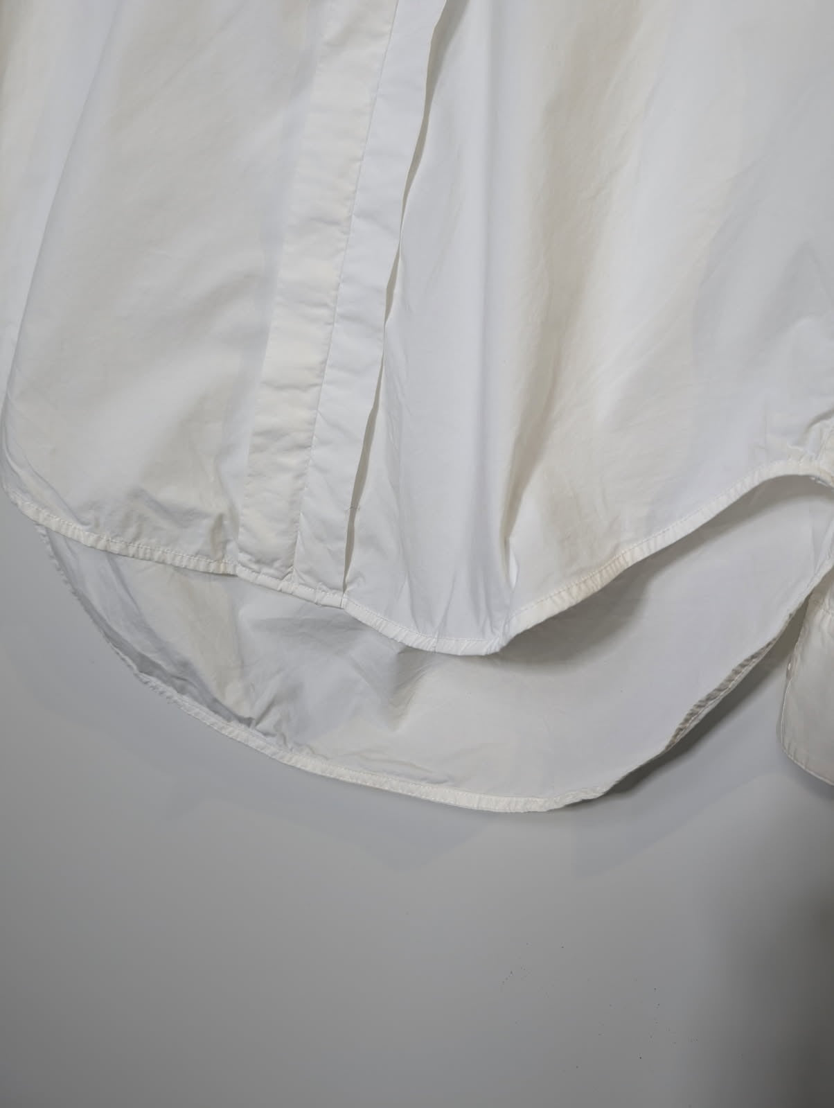 Bassike White Poplin V-Neck Button-Down Shirt - Size 1 - Image 6