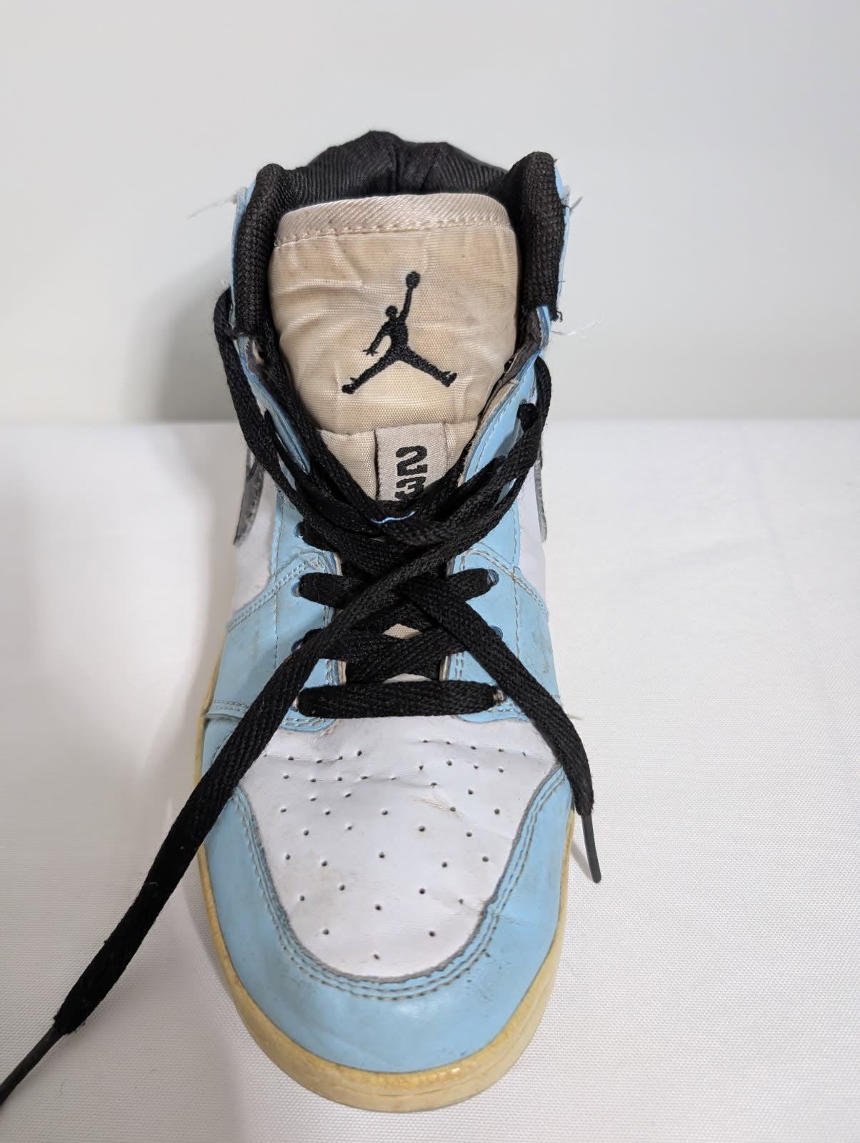 Nike Air Jordan 1 Retro High OG UNC Women's US 6 - Image 6