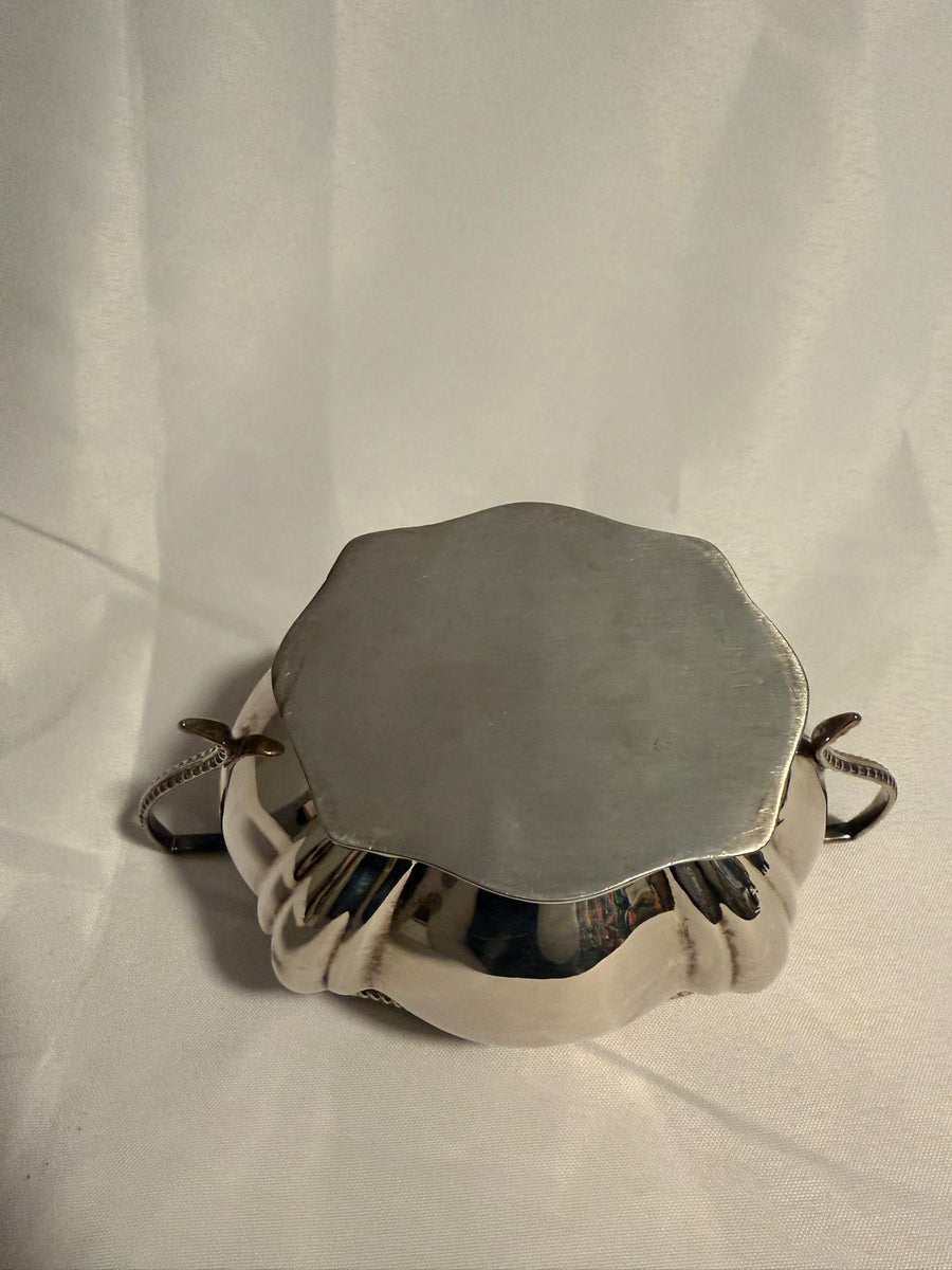Vintage Silver-Plated Sugar Bowl Two-Handled Scalloped Edge - Image 6