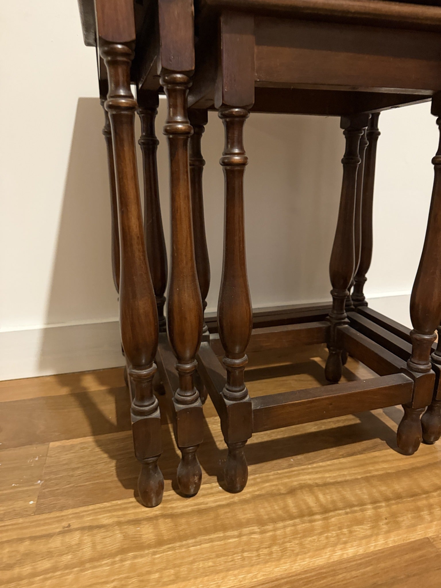 Vintage Nesting Tables Wooden Side Tables with Turned Legs Dark Brown - Image 6