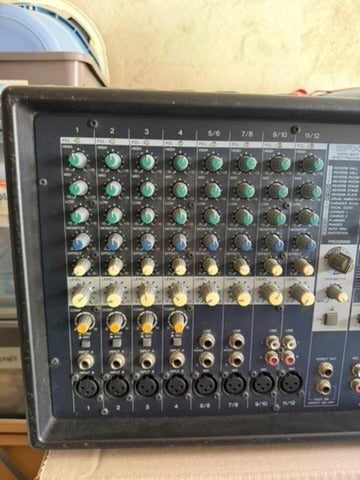 Yamaha EMX512SC Powered Mixer Professional Audio Console - Image 6