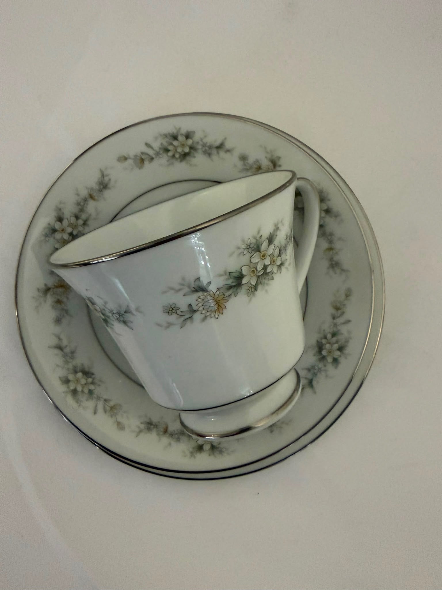 Noritake Melissa 3080 Fine China Tea Set 8 Place Settings Plus Extras - Image 6
