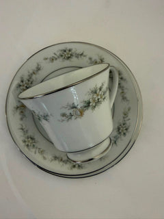 Noritake Melissa 3080 Fine China Tea Set 8 Place Settings Plus Extras - Image 6