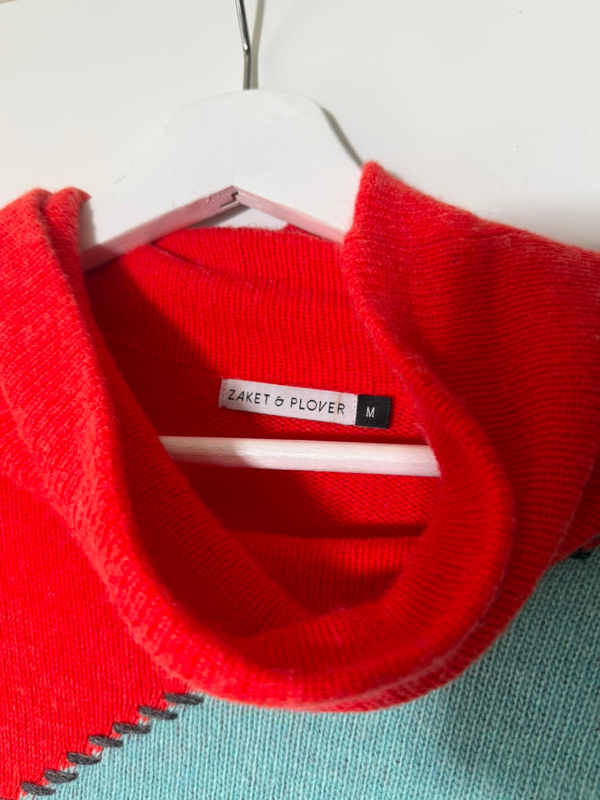 Zaket & Plover Colorblock Turtleneck Sweater Red and Teal Size M - Image 3
