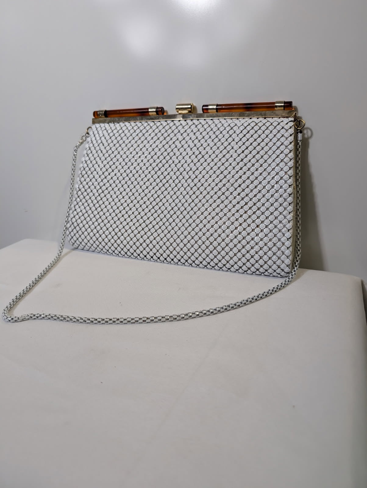 Whiting & Davis Vintage Mesh Evening Bag White with Tortoiseshell Accents - Image 6