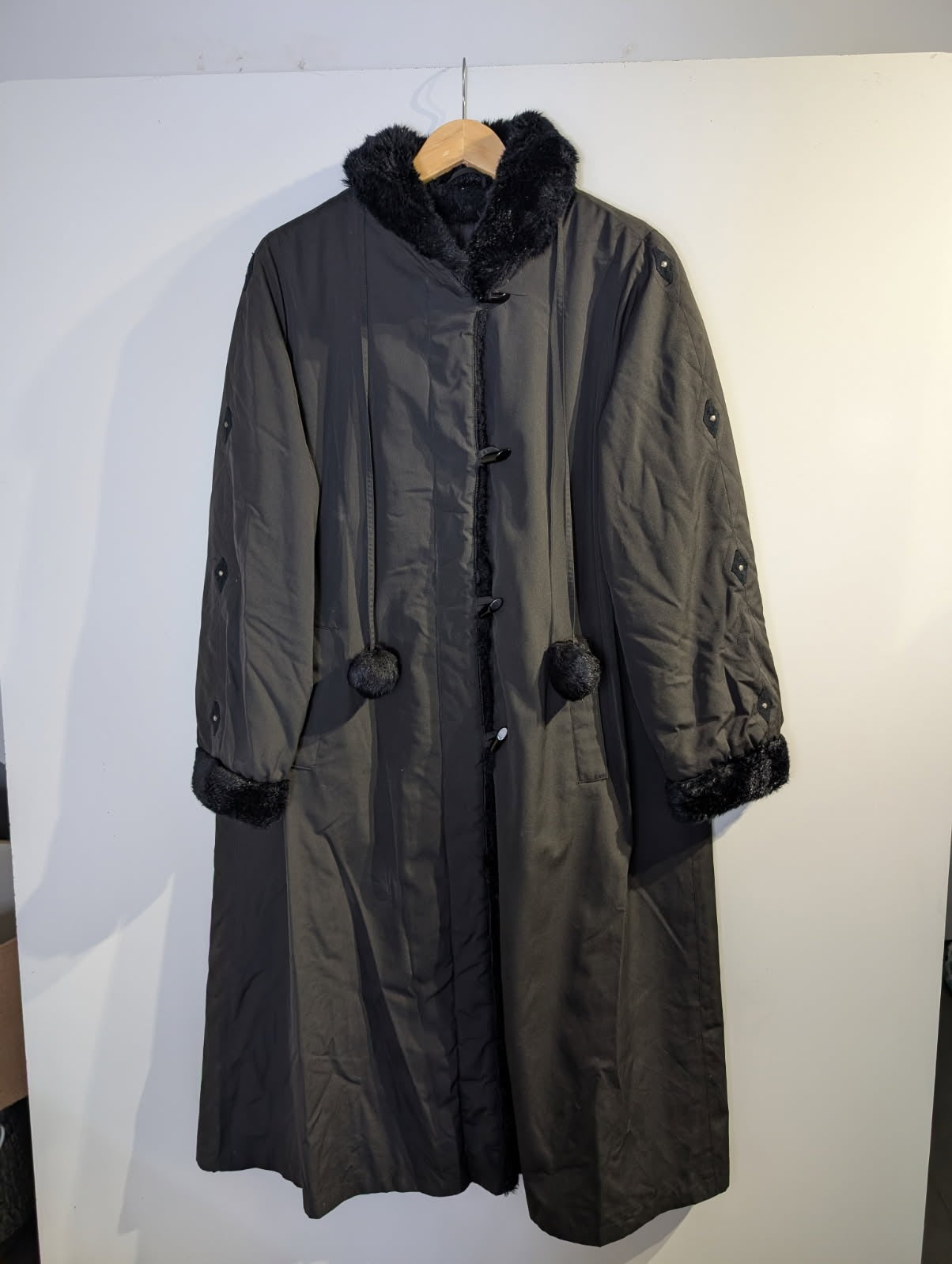 Vintage Quilted Faux Fur Trimmed Coat with Pom-Poms - Black - Image 6