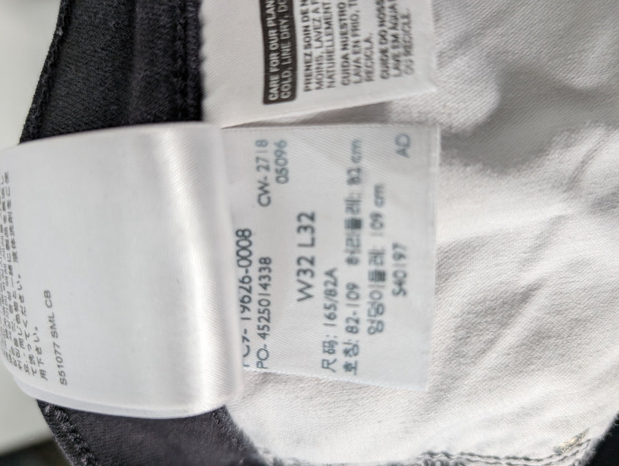 Levi's 311 Shaping Skinny Jeans Black Women's Size 32 - Image 13
