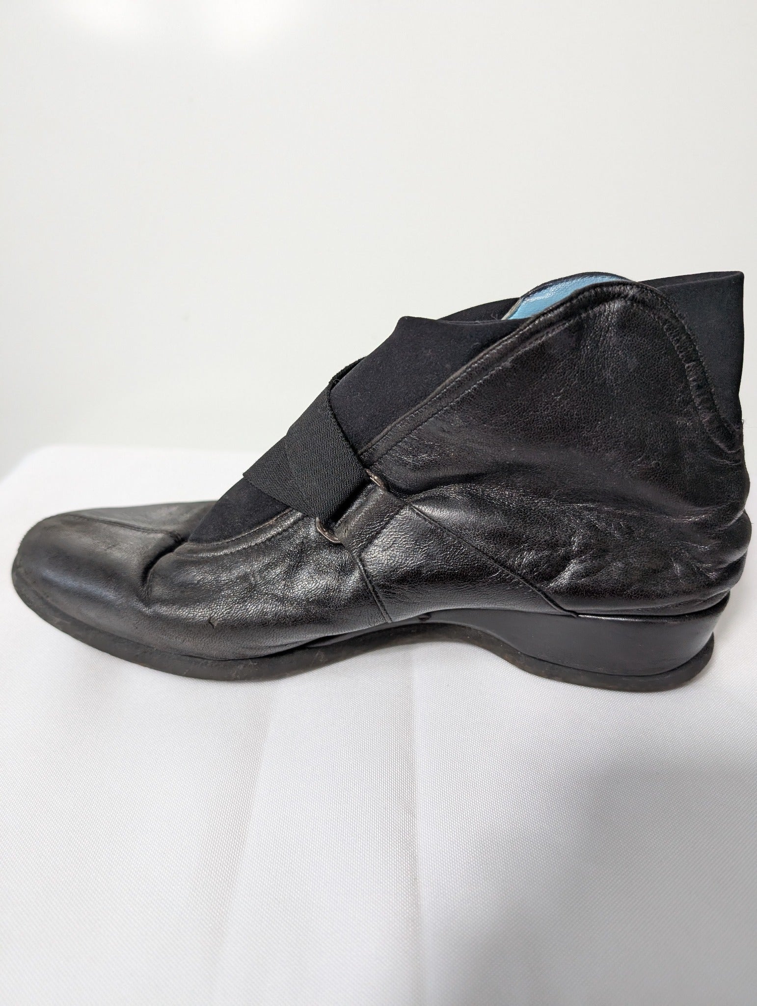 Thierry Rabotin Black Leather Ankle Boots - Image 3