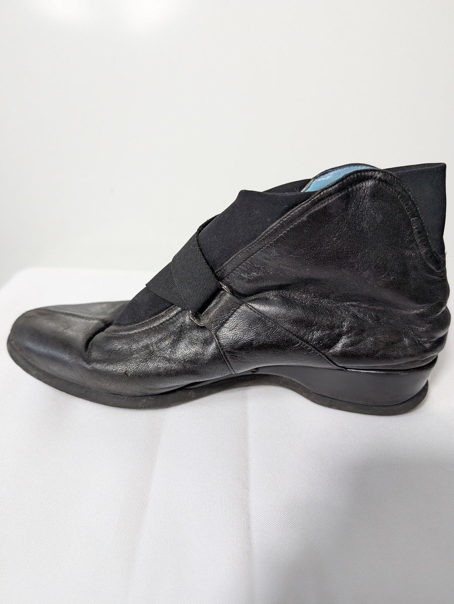 Thierry Rabotin Black Leather Ankle Boots - Image 3